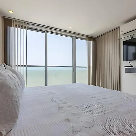 Apartamento 1004 Morros - Spectacular 1 Bedroom Cartagena